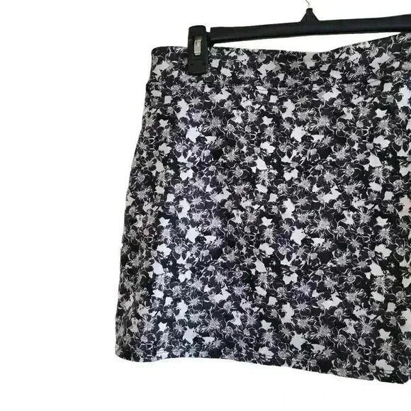 Tranquility by Colorado Women's Black & White Floral Poly/Spandex Active Skirt S - Picture 9 of 13